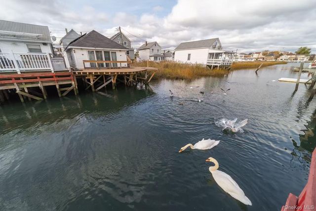 10 Church Street, Howard Beach, NY 11414