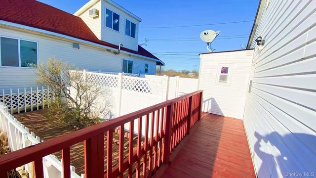 10 Church Street, Howard Beach, NY 11414