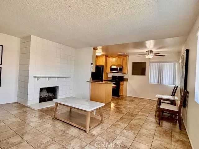 17102 Emerald 1, Huntington Beach, CA 92647