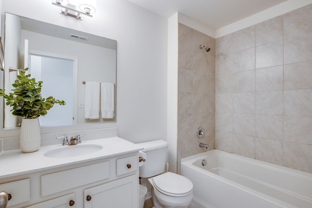 4477 Monroe Court, Naperville, IL 60564