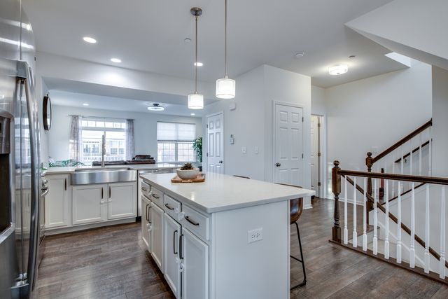 4477 Monroe Court, Naperville, IL 60564