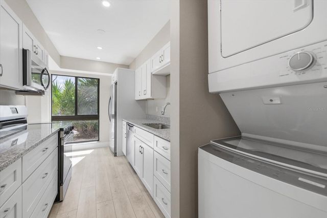 500 PARK BOULEVARD S 106, Venice, FL 34285