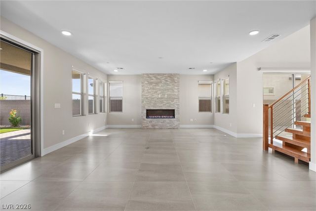 484 Crown Mesa Avenue, Las Vegas, NV 89138