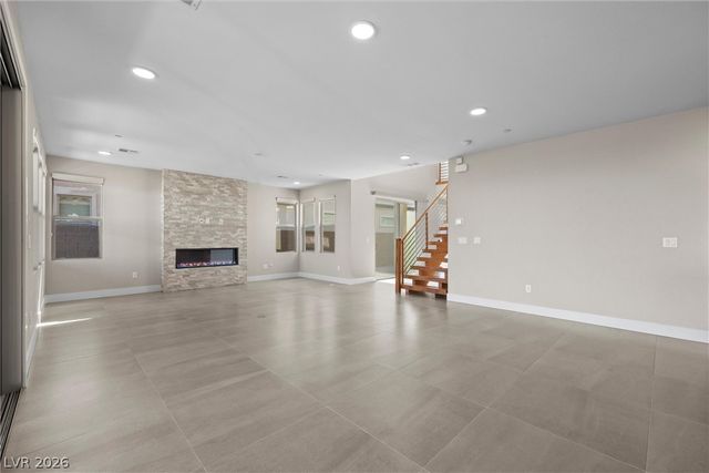 484 Crown Mesa Avenue, Las Vegas, NV 89138