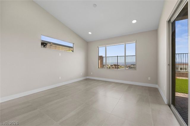 484 Crown Mesa Avenue, Las Vegas, NV 89138