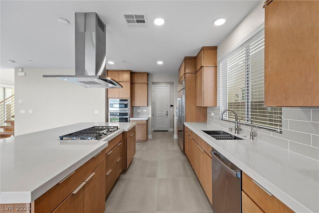 484 Crown Mesa Avenue, Las Vegas, NV 89138