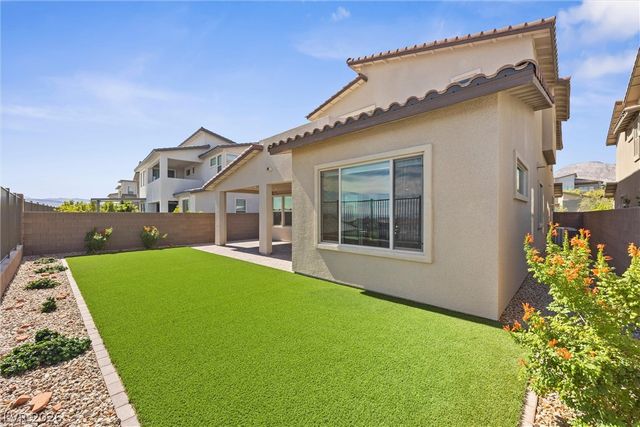 484 Crown Mesa Avenue, Las Vegas, NV 89138