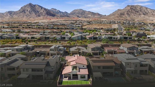 484 Crown Mesa Avenue, Las Vegas, NV 89138