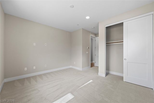 484 Crown Mesa Avenue, Las Vegas, NV 89138