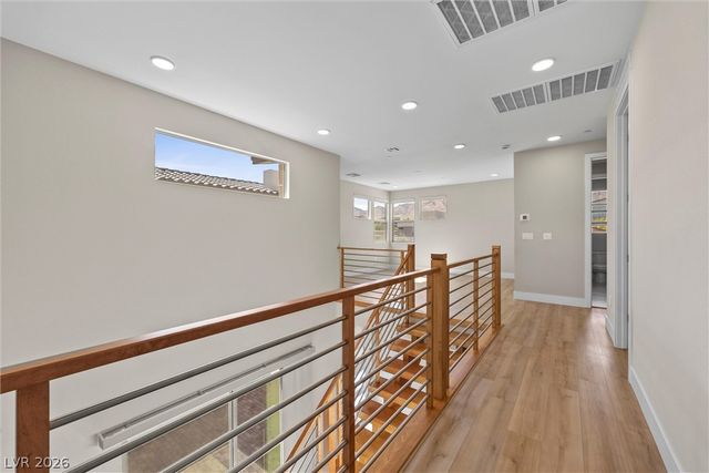 484 Crown Mesa Avenue, Las Vegas, NV 89138