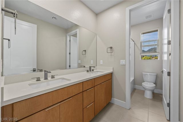 484 Crown Mesa Avenue, Las Vegas, NV 89138