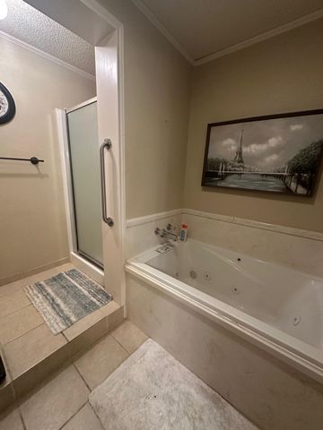 1703 Sha, Longview, TX 75605