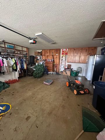 1703 Sha, Longview, TX 75605