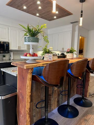 1703 Sha, Longview, TX 75605