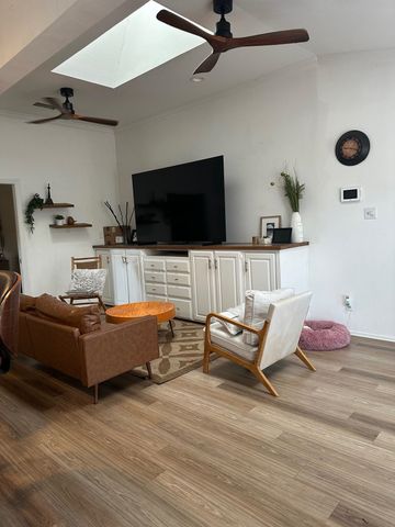 1703 Sha, Longview, TX 75605