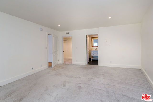1633 S Bentley Avenue 203, Los Angeles, CA 90025