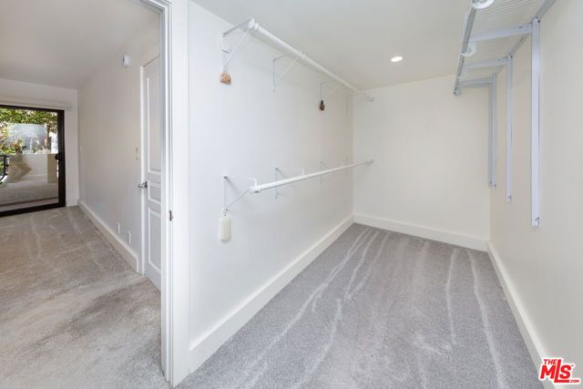 1633 S Bentley Avenue 203, Los Angeles, CA 90025