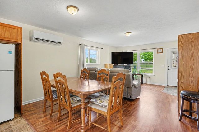 495 W 24th Street, Holland City, MI 49423