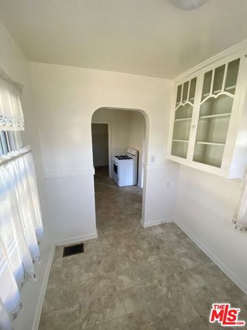 524 Magnolia Avenue, Inglewood, CA 90301