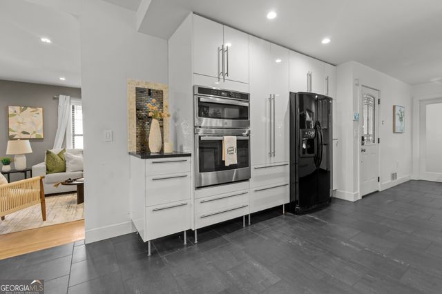 2822 Cartwright Drive, Decatur, GA 30033