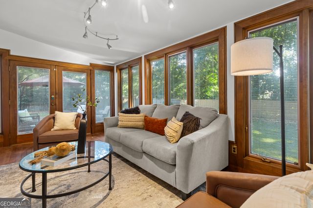 2822 Cartwright Drive, Decatur, GA 30033