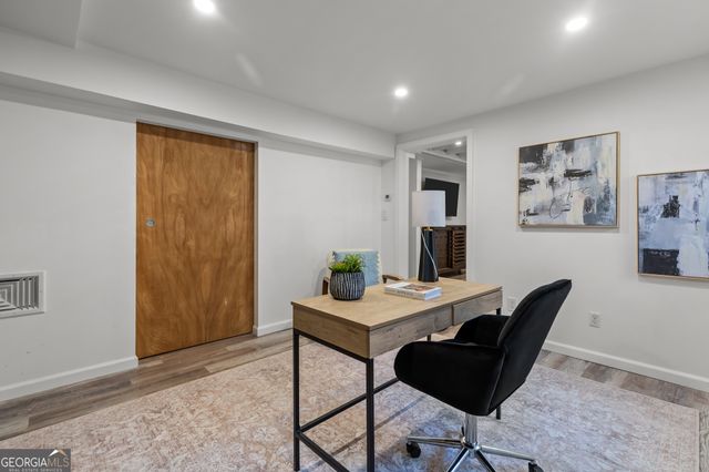 2822 Cartwright Drive, Decatur, GA 30033