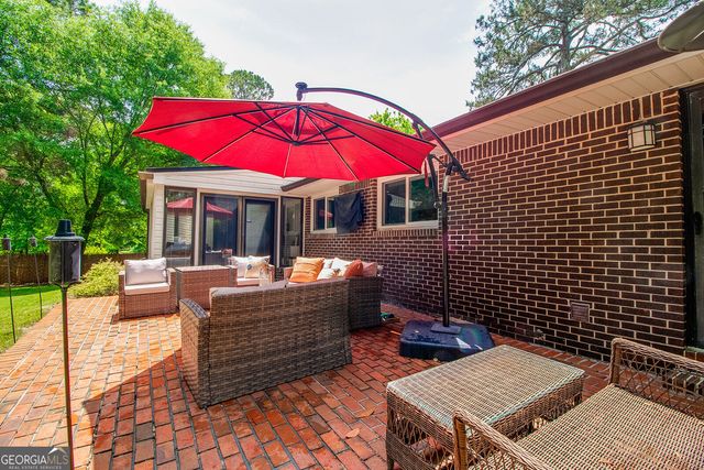 2822 Cartwright Drive, Decatur, GA 30033