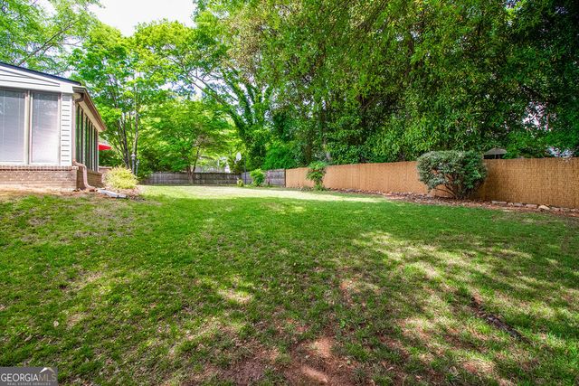 2822 Cartwright Drive, Decatur, GA 30033