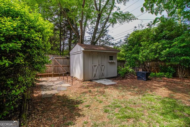 2822 Cartwright Drive, Decatur, GA 30033