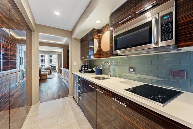 551 N Fort Lauderdale Beach Blvd H1406, Fort Lauderdale, FL 33304