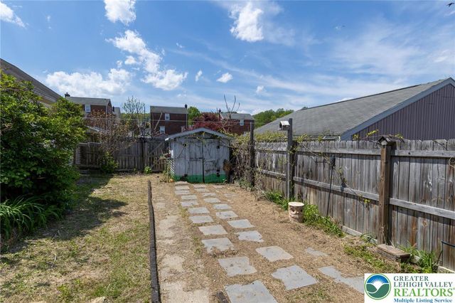 622 Lechauwecki Avenue, Fountain Hill Boro, PA 18015