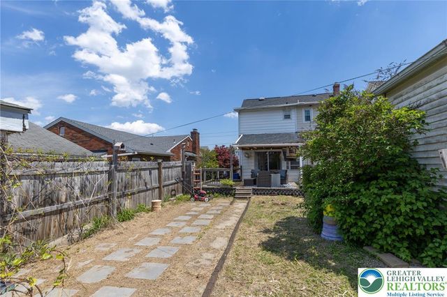 622 Lechauwecki Avenue, Fountain Hill Boro, PA 18015