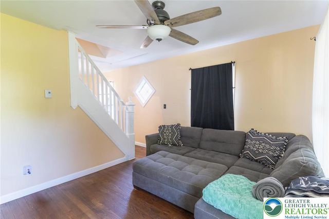 622 Lechauwecki Avenue, Fountain Hill Boro, PA 18015