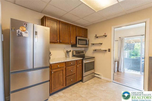 622 Lechauwecki Avenue, Fountain Hill Boro, PA 18015