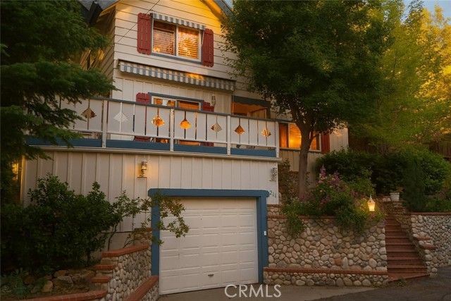 211 Heliotrope Drive, Lake Arrowhead, CA 92352