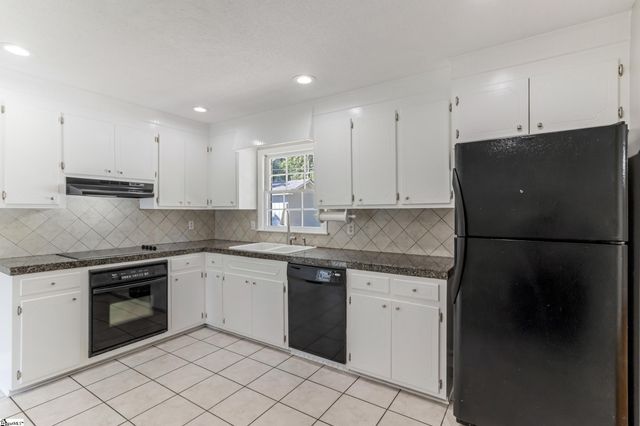 108 Driftway Place, Spartanburg, SC 29301