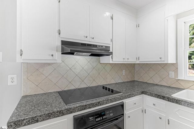 108 Driftway Place, Spartanburg, SC 29301