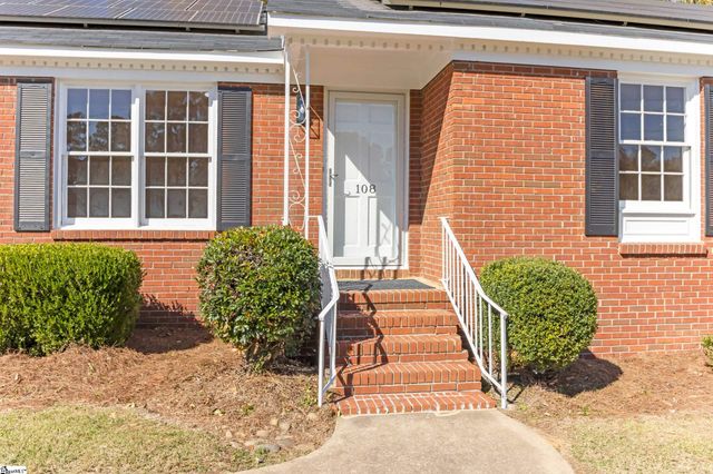 108 Driftway Place, Spartanburg, SC 29301