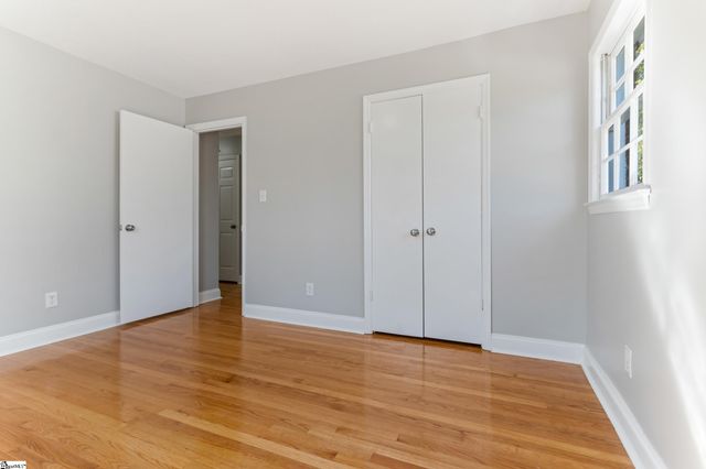 108 Driftway Place, Spartanburg, SC 29301