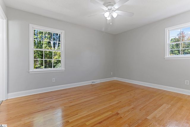 108 Driftway Place, Spartanburg, SC 29301