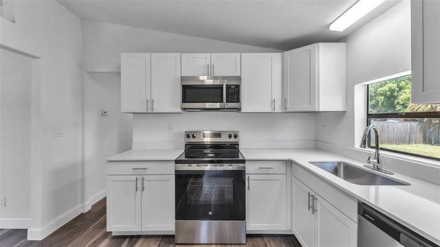 4927 ROLLINGLEN LOOP W, Lakeland, FL 33810