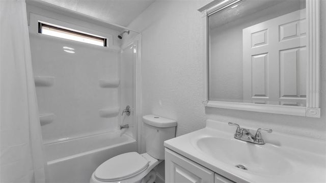 4927 ROLLINGLEN LOOP W, Lakeland, FL 33810