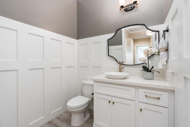 1681 N Shirley Avenue, Clovis, CA 93619