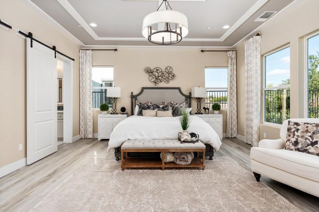 1681 N Shirley Avenue, Clovis, CA 93619