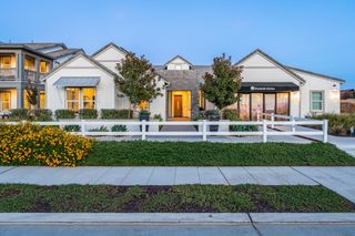 1681 N Shirley Avenue, Clovis, CA 93619
