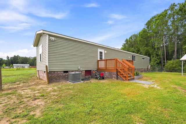 5217 Hwy 712, Galivants Ferry, SC 29544