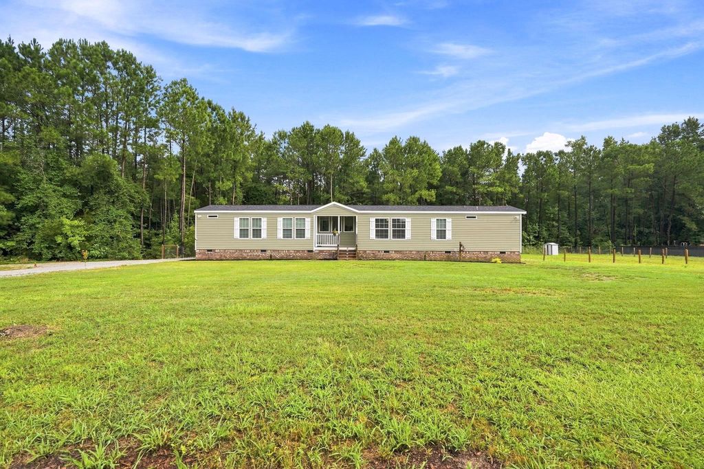 5217 Hwy 712, Galivants Ferry, SC 29544