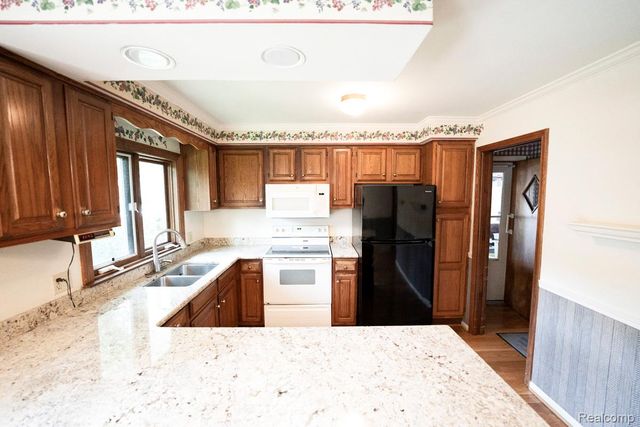 2016 Brandywine Lane, Port Huron, MI 48060