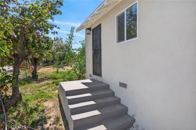 410 W M Street, Colton, CA 92324