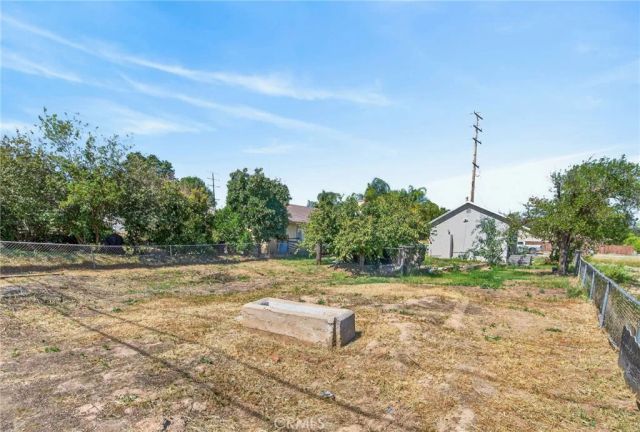 410 W M Street, Colton, CA 92324